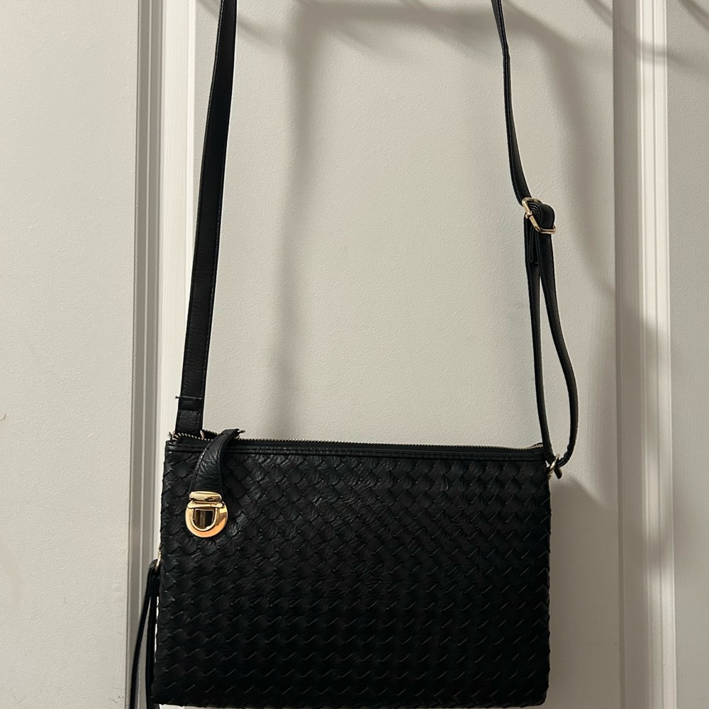 Elegant Black Woven Crossbody Bag